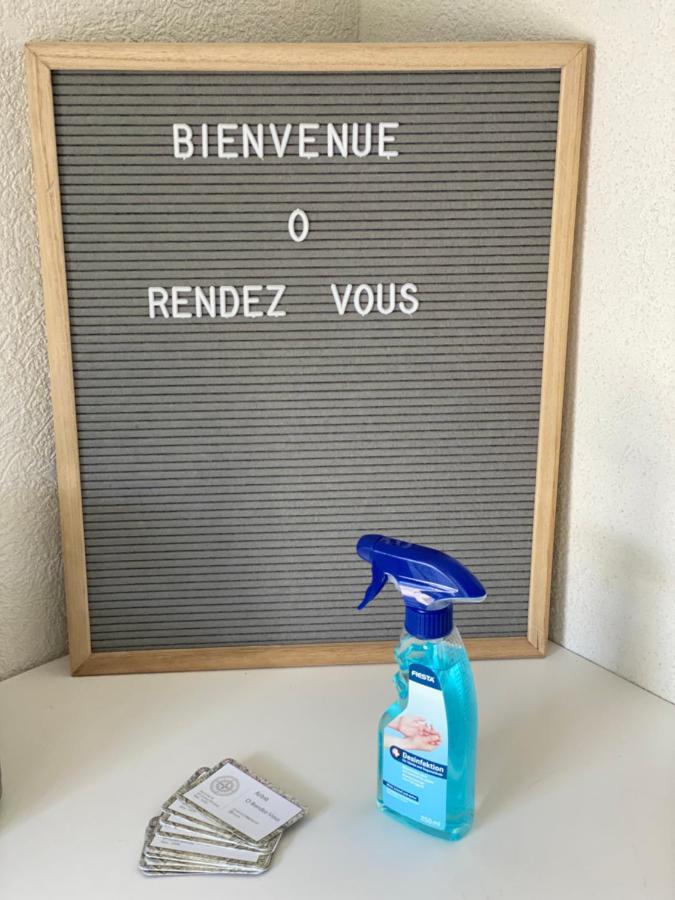 O Rendez Vous Maison Mitoyenne Piscine Chauffee Mars-octobre Apartamento Grimisuat